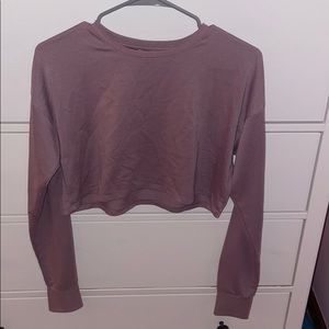 Cropped long sleeve shirt